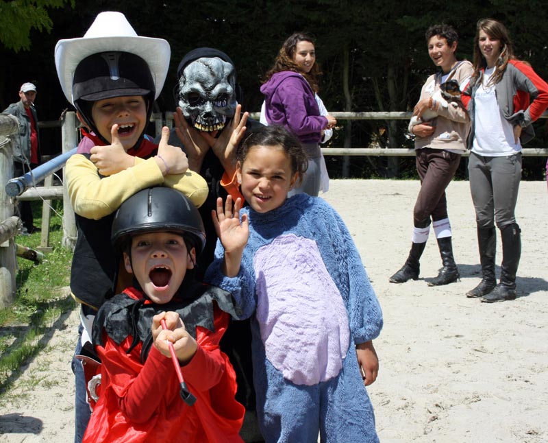  Equifun costumé : la petite bande qui fait peur 