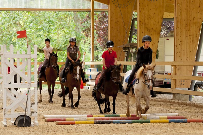  Cours sous le manège
